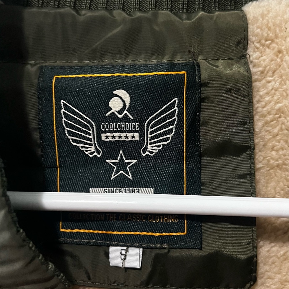 CoolChoice Green Jacket